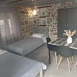 Markos House Apartment *